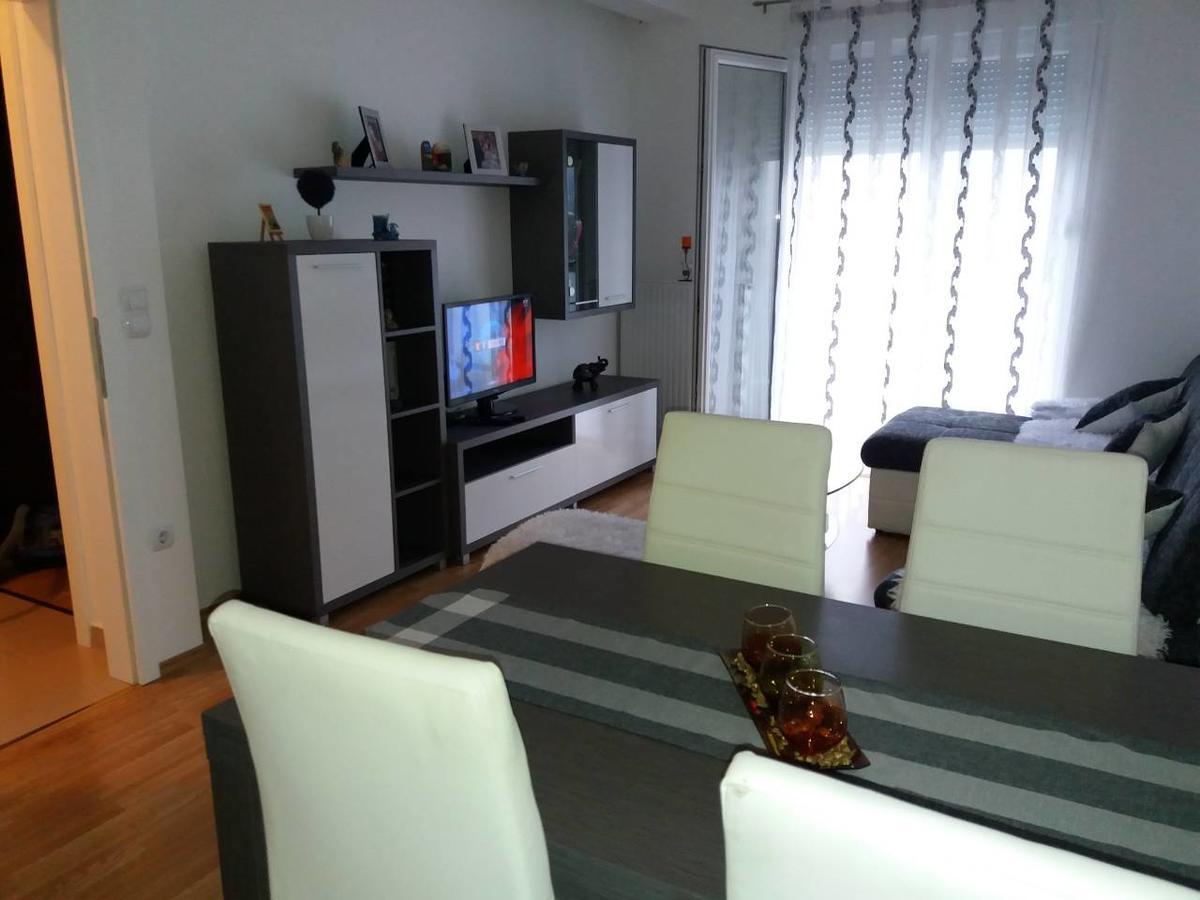 Omega Hotel Doboj Kültér fotó